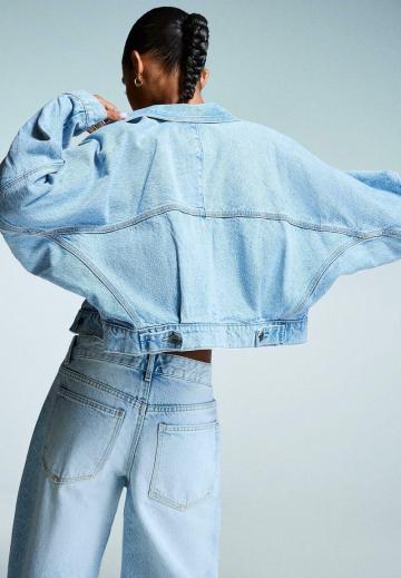 Джинсовая куртка