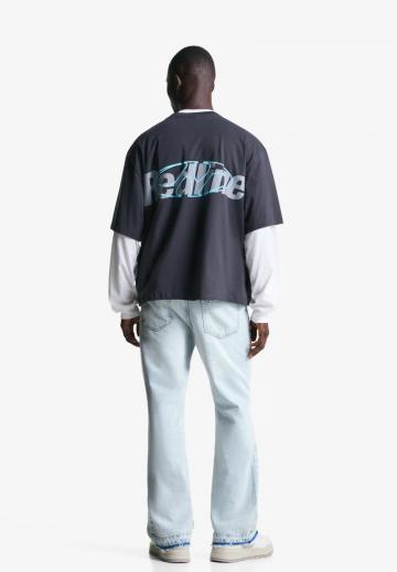 Прямые джинсы