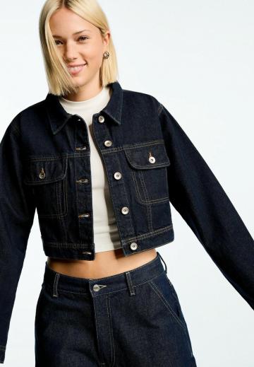 Джинсовая куртка