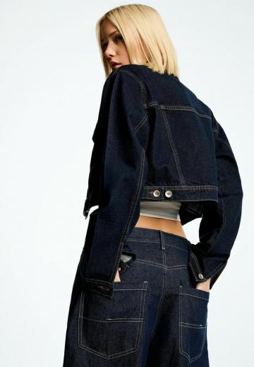 Джинсовая куртка