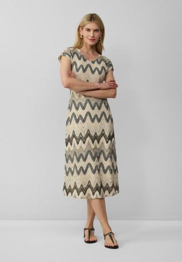 Вязаное платье