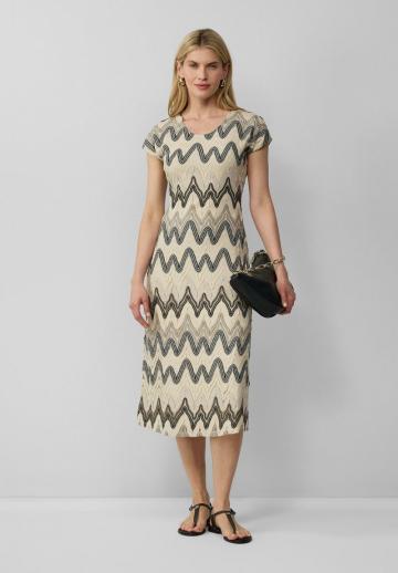 Вязаное платье