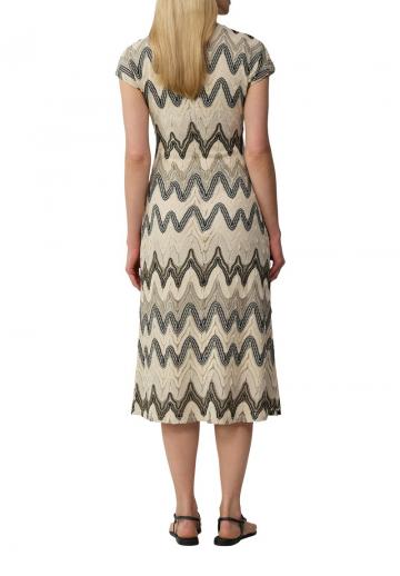 Вязаное платье