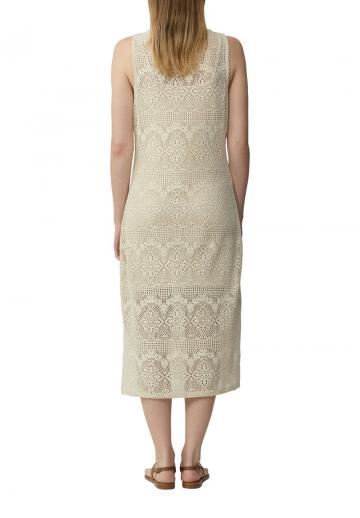 Вязаное платье