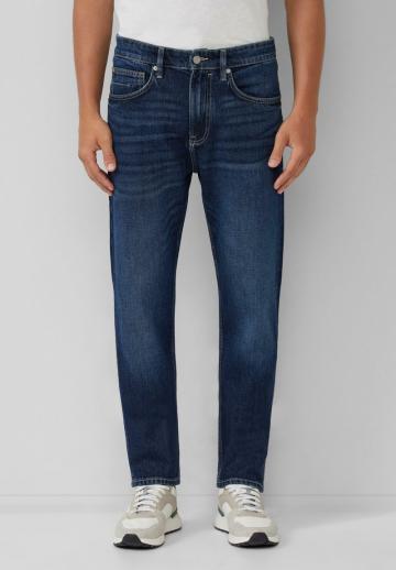 Узкие джинсы