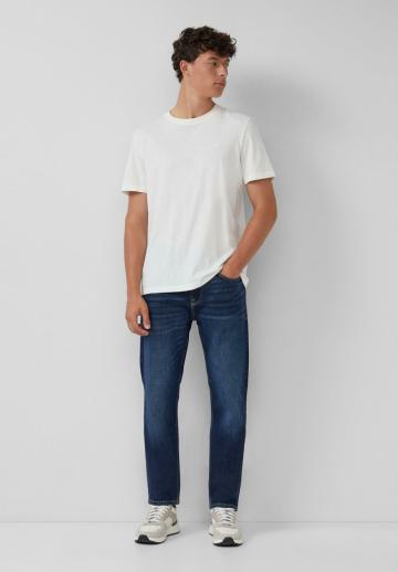 Узкие джинсы