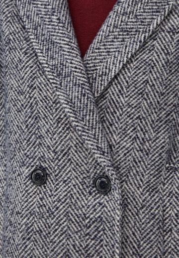 Короткое пальто