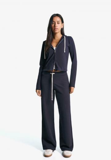 Спортивные штаны