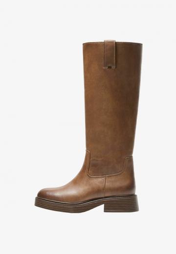 Сапоги на платформе