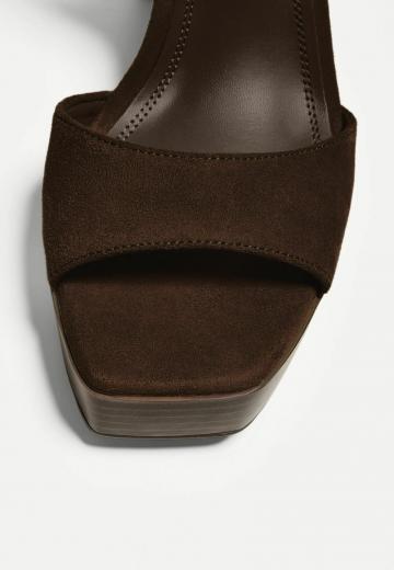 Босоножки на платформе