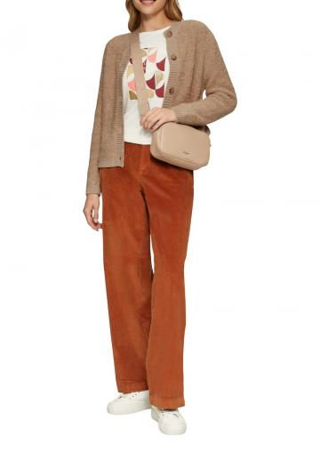 Длинный жилет