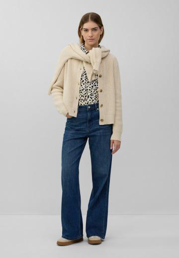 Вязаная кофта