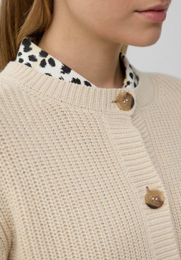 Вязаная кофта