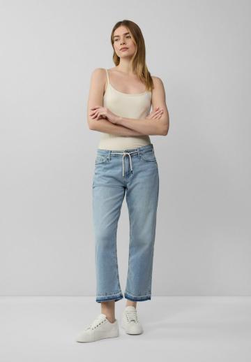 Топ на бретельках