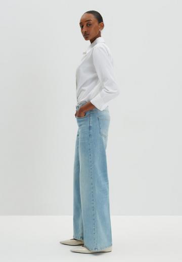 Свободные джинсы