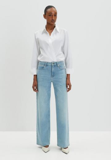 Свободные джинсы