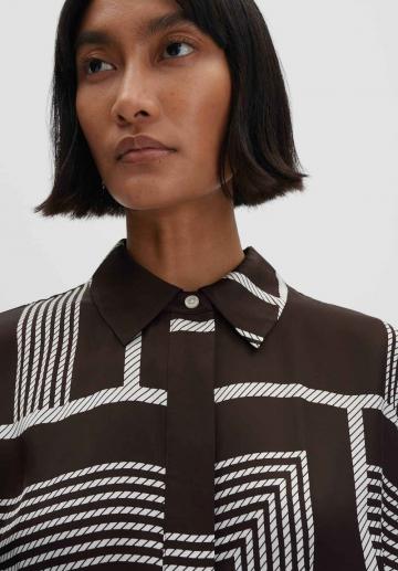 Атласная блузка