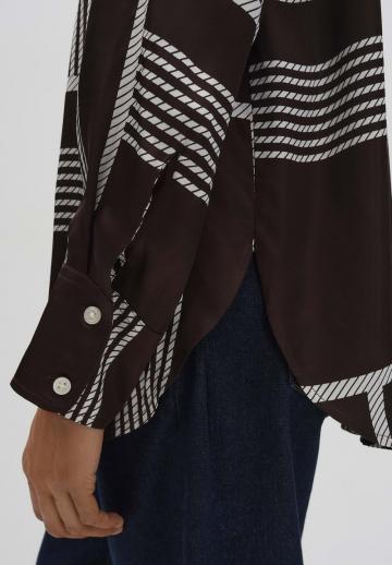 Атласная блузка