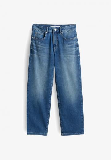 Короткие джинсы