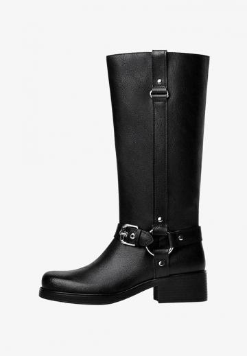 Ковбойские сапоги