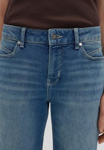 Короткие джинсы