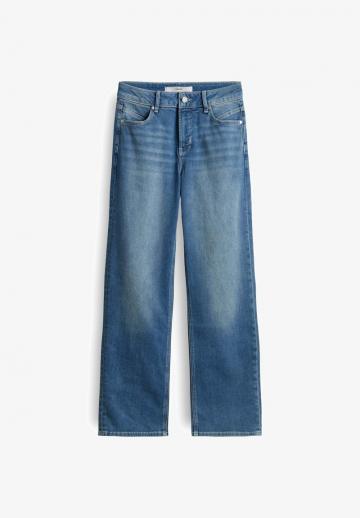 Короткие джинсы