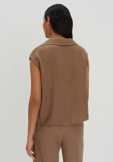 Блузка без рукавов