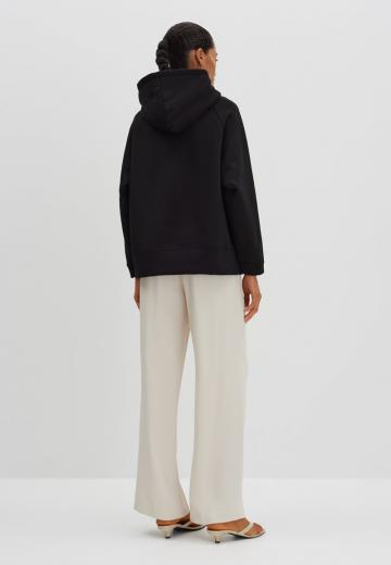 Пуловер с капюшоном