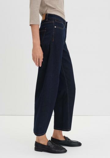 Короткие джинсы