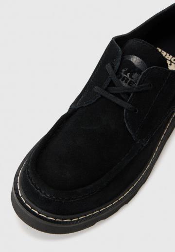 Ботинки на шнуровке