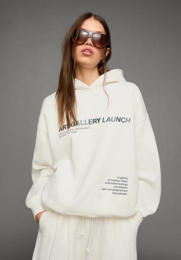 Пуловер с капюшоном