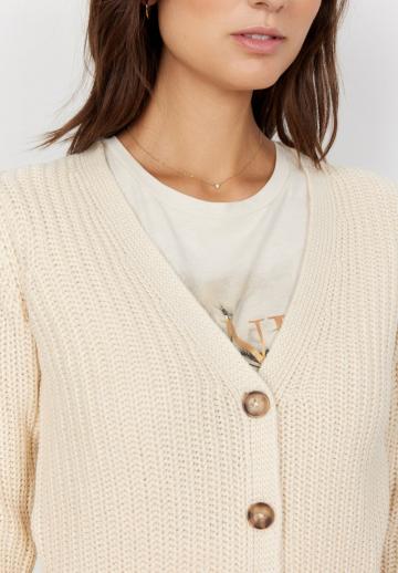 Вязаная кофта