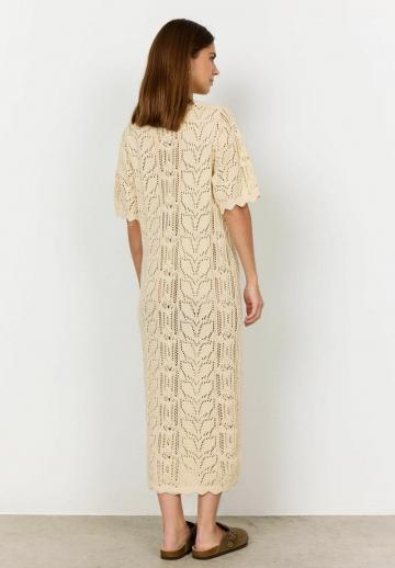 Вязаное платье