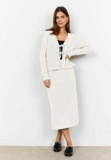 Вязаная кофта