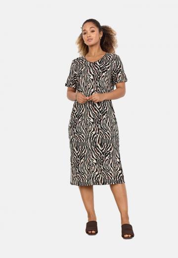 Вязаное платье