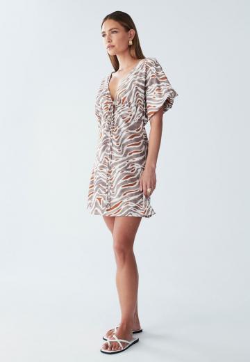 Короткое платье