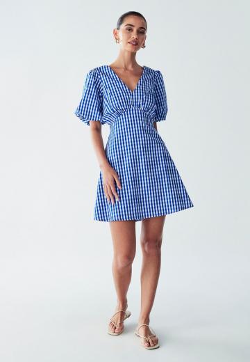 Короткое платье