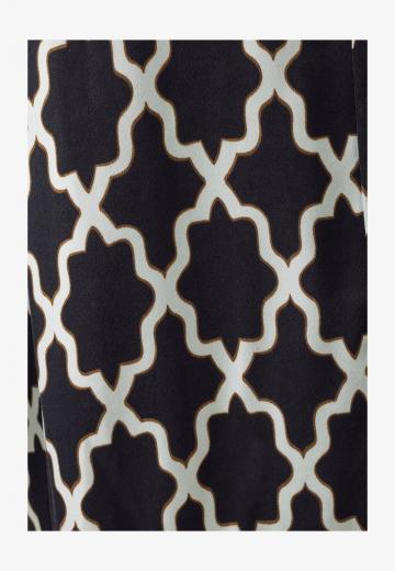 Длинная блузка