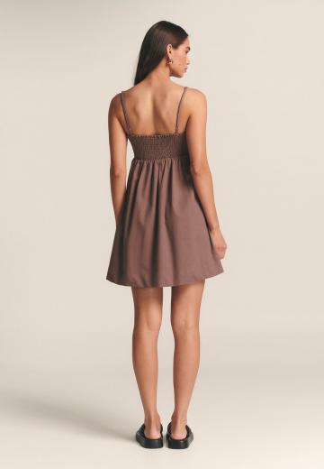 Короткое платье