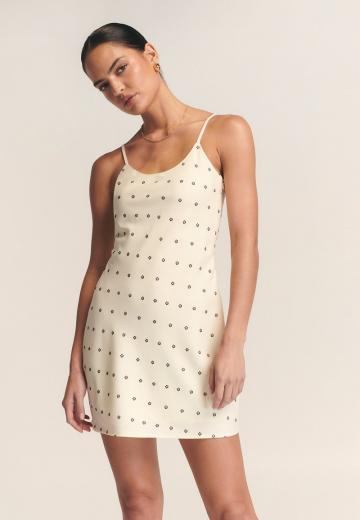 Короткое платье