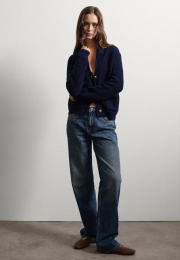 Вязаная кофта