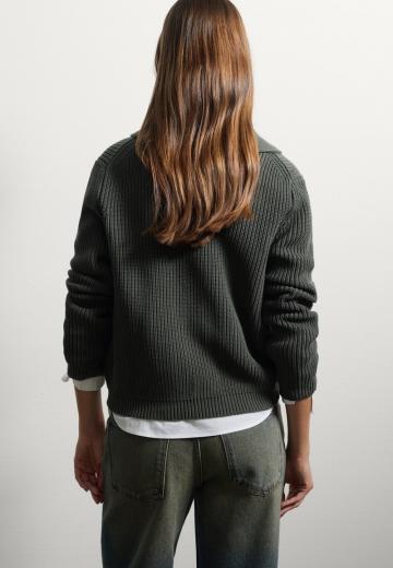 Вязаная кофта