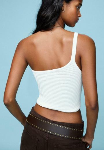 Топ на бретельках