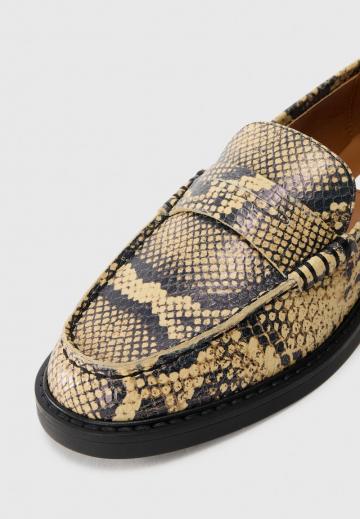 Полуботинки