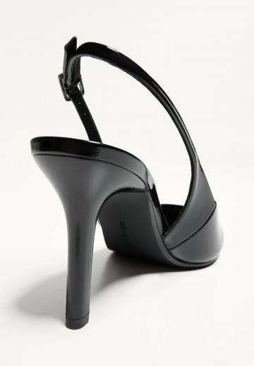 Туфли с открытым носом