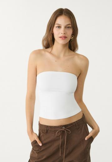 Топ без бретелек