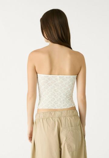 Топ без бретелек