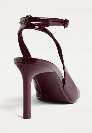 Туфли с открытым носом