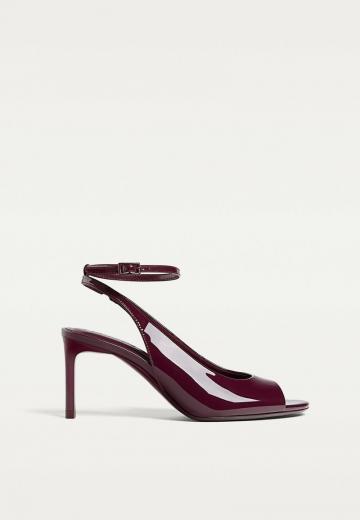 Туфли с открытым носом