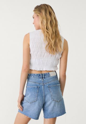 Джинсовые шорты